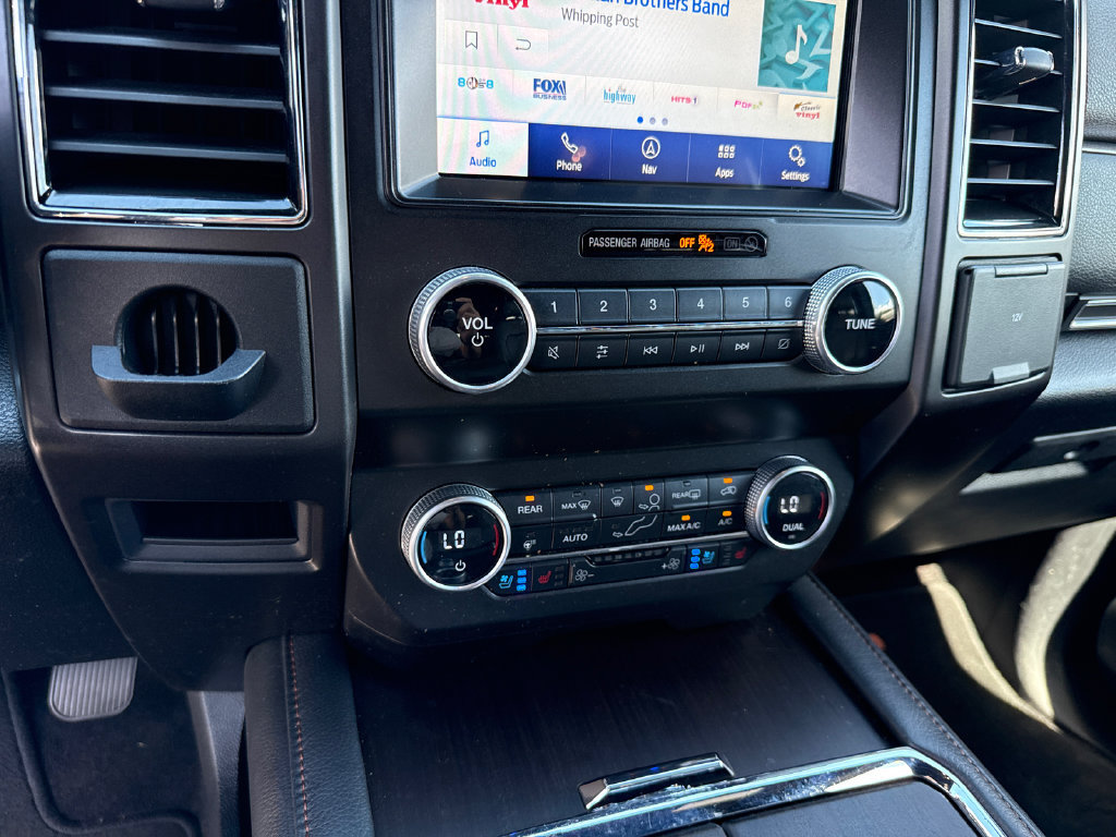 Used 2021 Ford Expedition Max King Ranch w/ Cargo Package AWD/4WD image 32