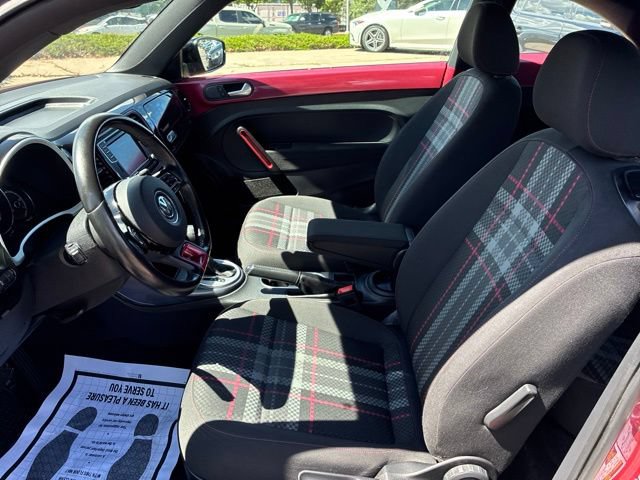 Used 2017 Volkswagen Beetle #PinkBeetle FWD image 10