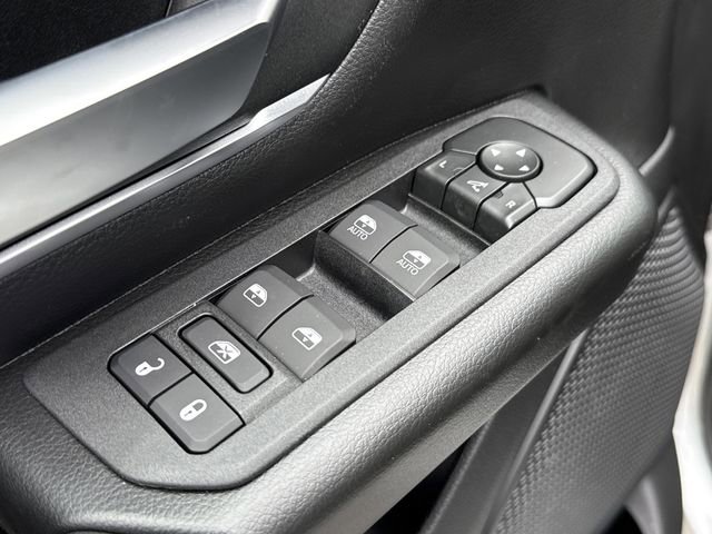 New 2026 RAM 1500 4x4 Crew Cab image 14