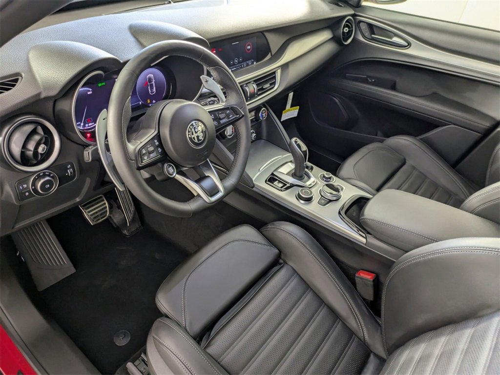 New 2025 Alfa Romeo Stelvio Sprint w/ Veloce Package image 10
