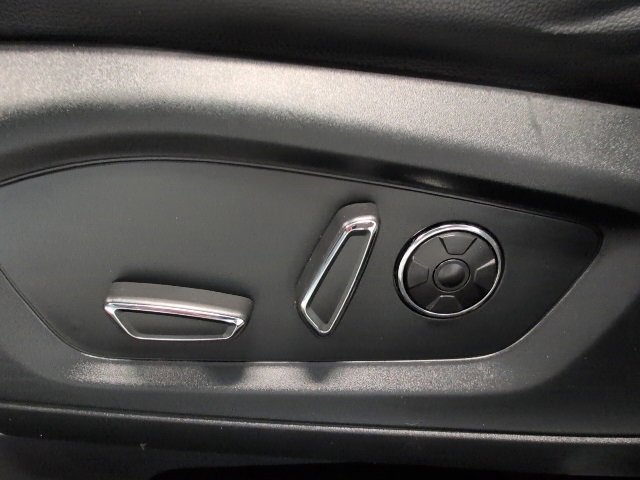 Used 2020 Ford Explorer ST w/ ST Street Pack image 15