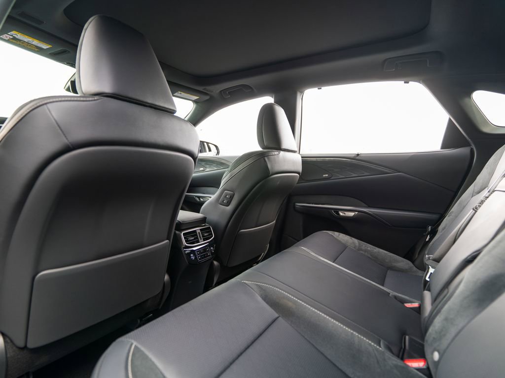 Used 2026 Lexus RX 450h AWD w/ Convenience Package image 16