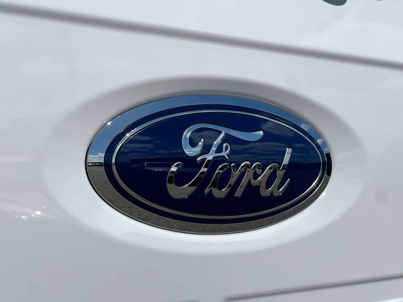 Used 2021 Ford F150 XLT w/ Equipment Group 302A High AWD/4WD image 12