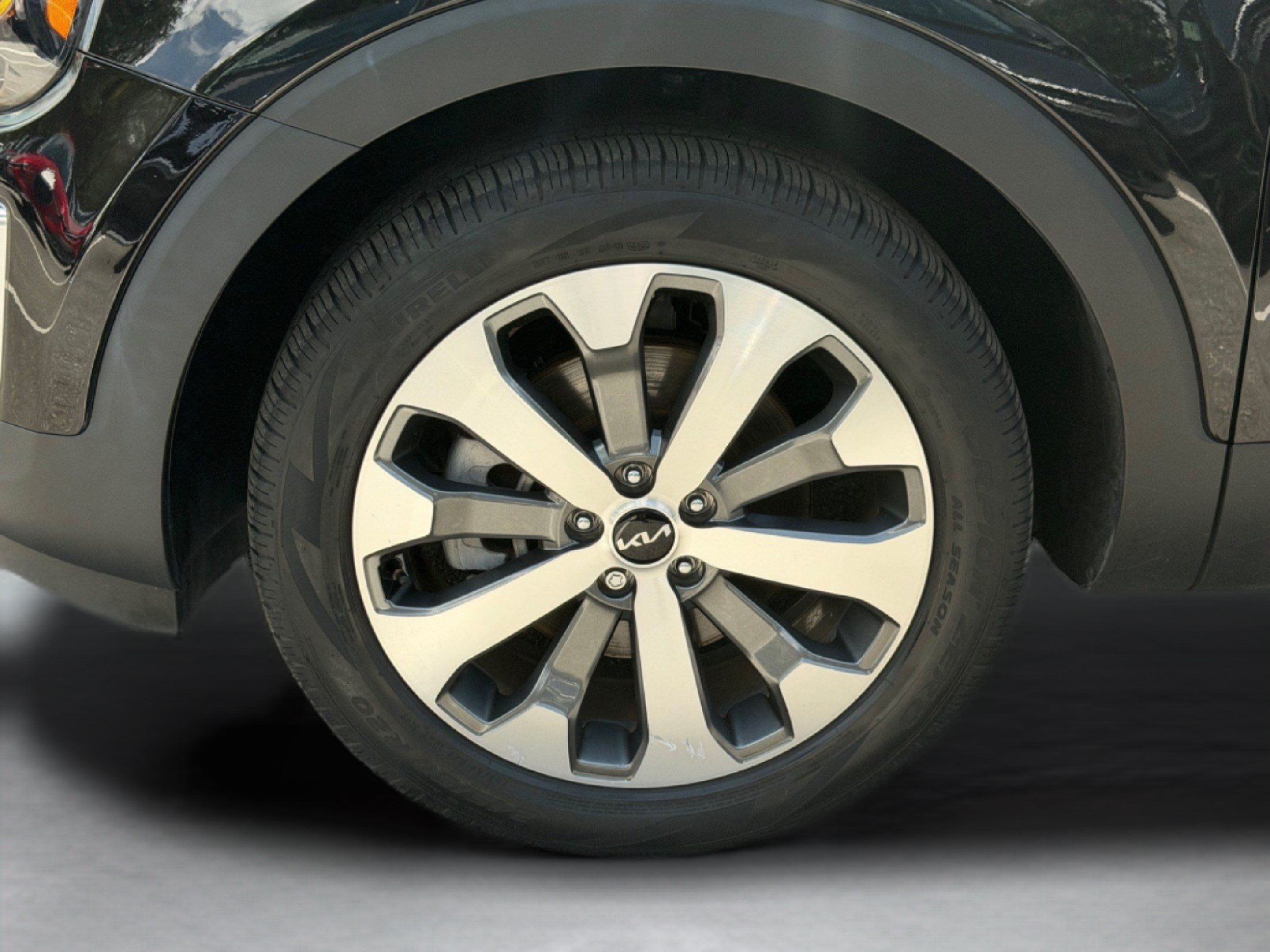 Certified 2022 Kia Telluride EX w/ EX Premium Package FWD image 20