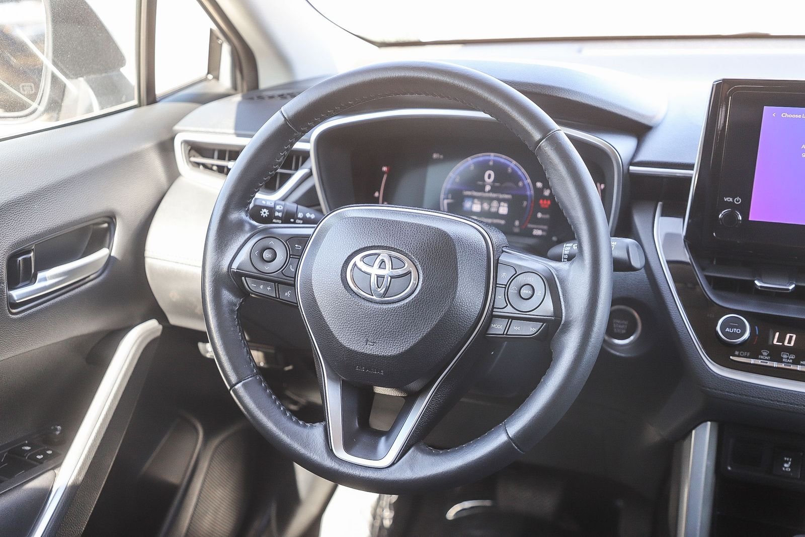 Certified 2023 Toyota Corolla Cross XLE w/ Black Badges Package (TMS) FWD image 15