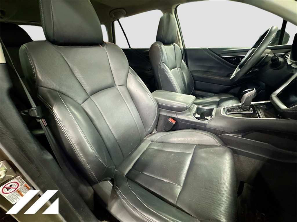 Used 2020 Subaru Outback Limited image 32