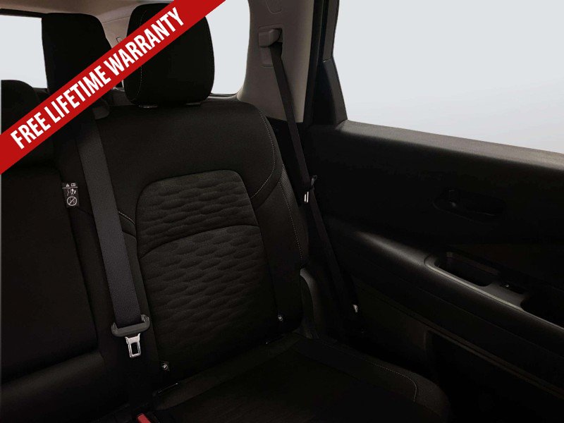 Used 2025 Nissan Pathfinder SV FWD image 27
