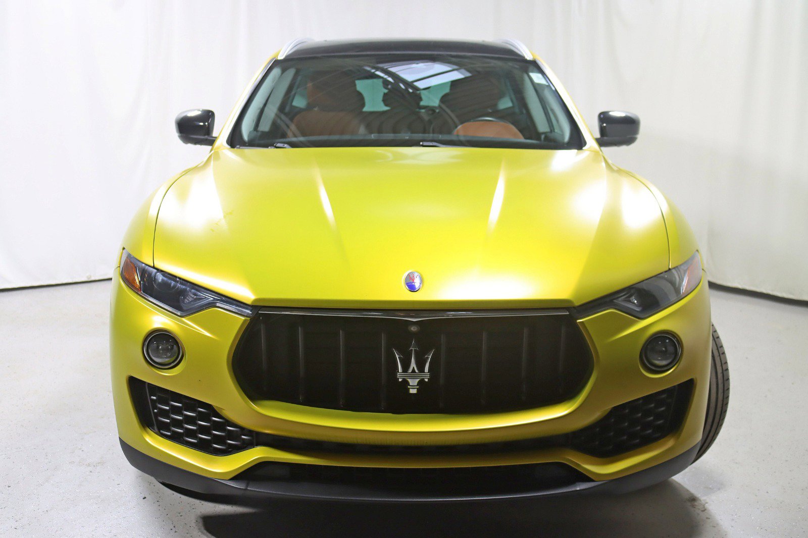 Used 2017 Maserati Levante S image 8