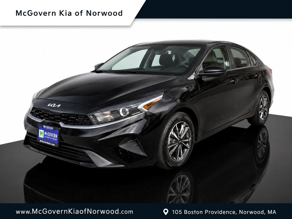 Certified 2022 Kia Forte LXS FWD image 1
