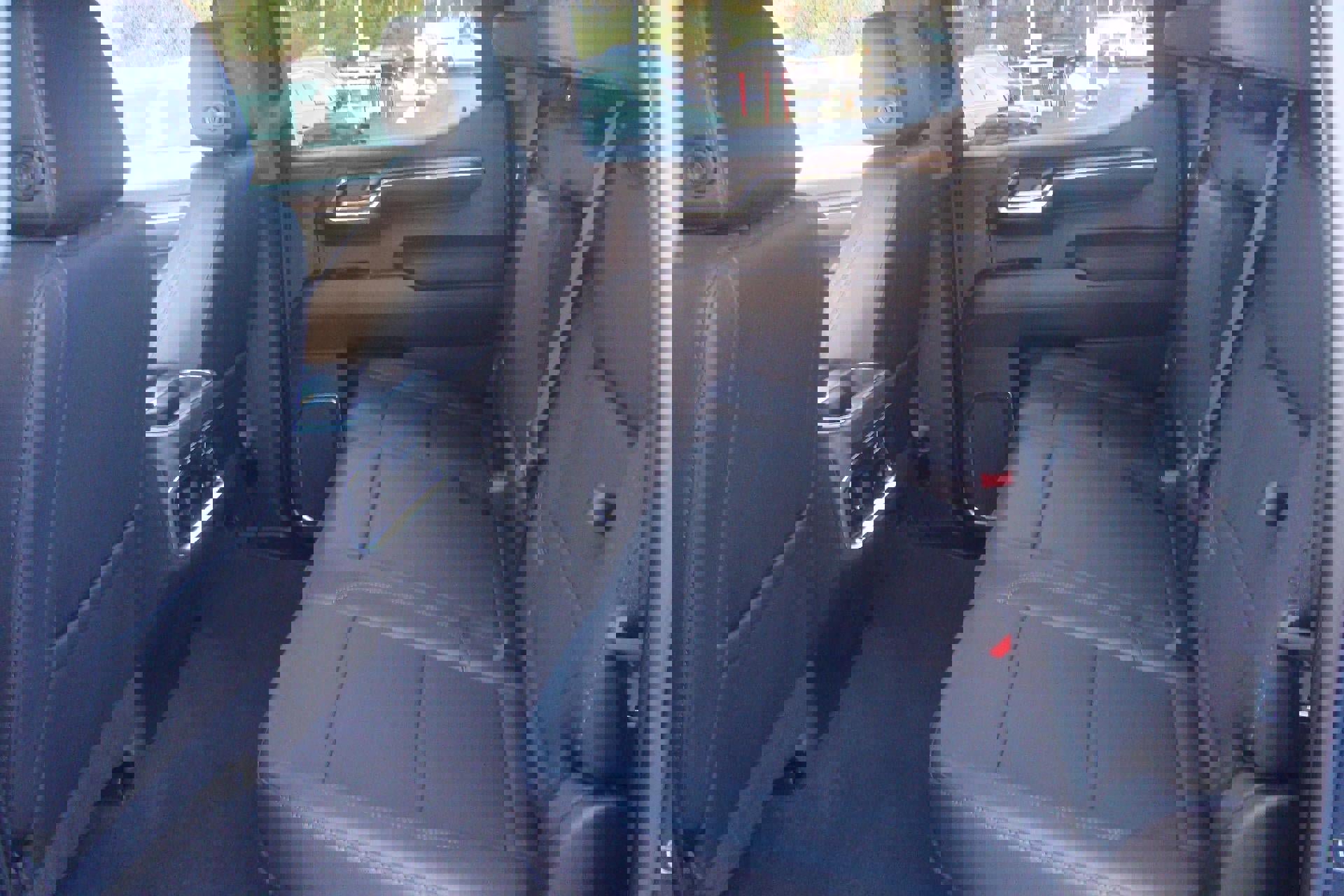 Used 2022 GMC Sierra 1500 SLT w/ SLT Convenience Package image 16