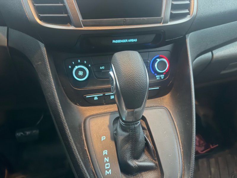 Used 2020 Ford Transit Connect XL image 16