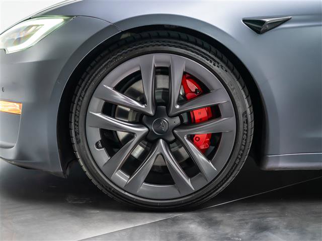Used 2021 Tesla Model S Plaid image 12