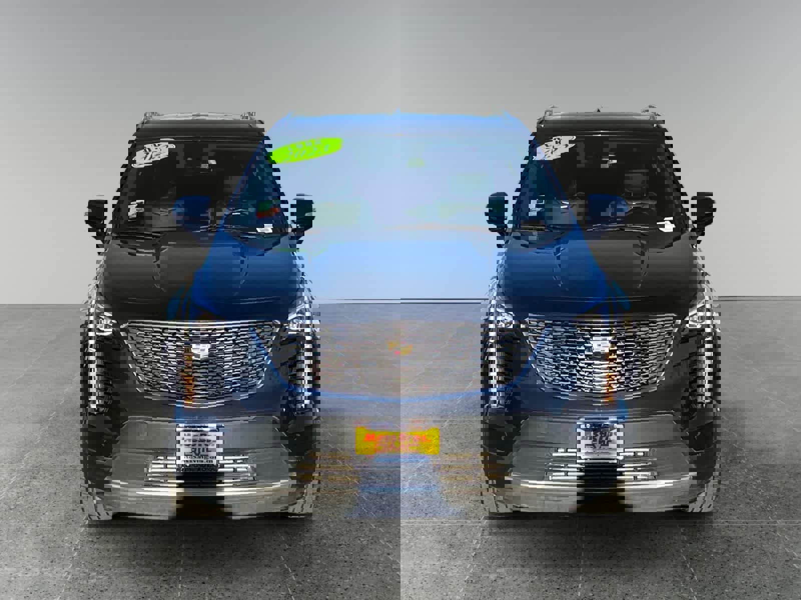 Used 2023 Cadillac XT4 Premium Luxury image 8