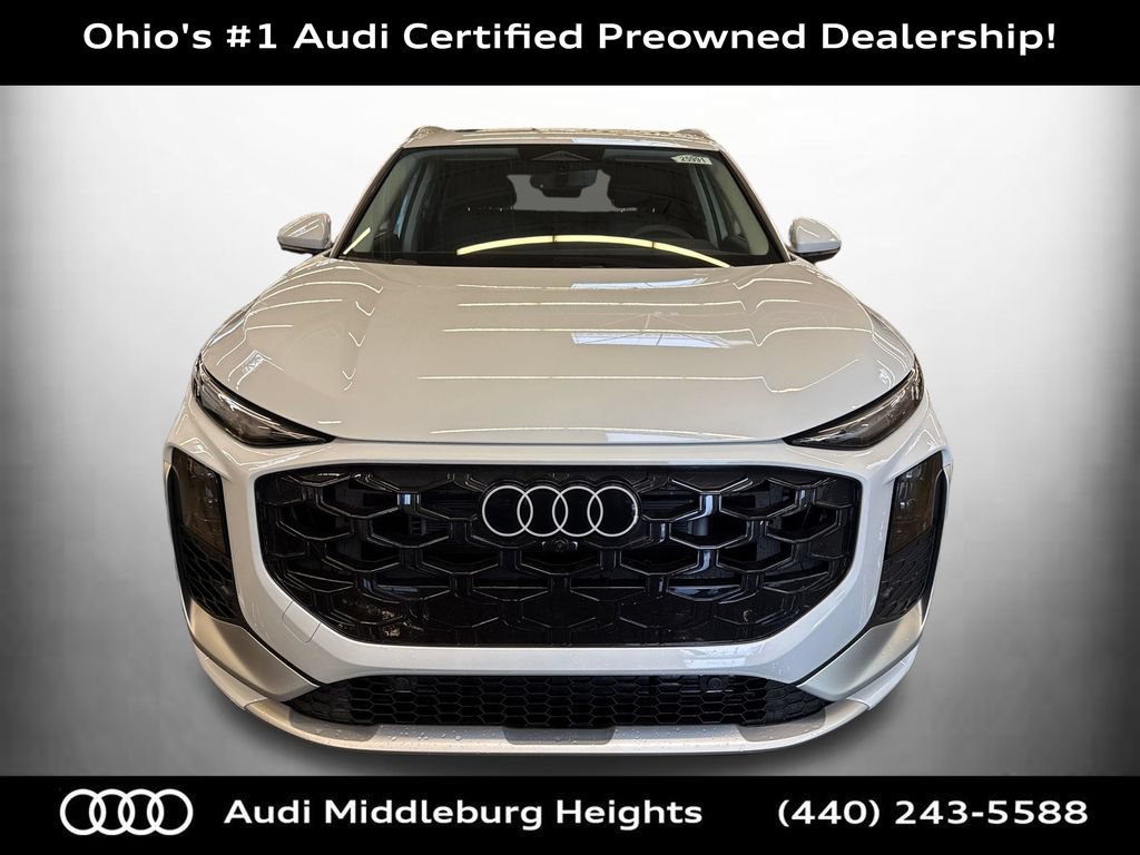 Certified 2026 Audi Q3 quattro 2.0T AWD/4WD image 3