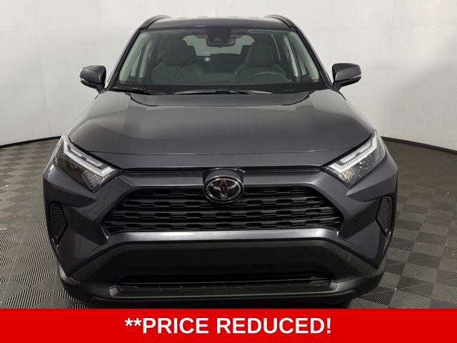 Used 2025 Toyota RAV4 XLE video 2