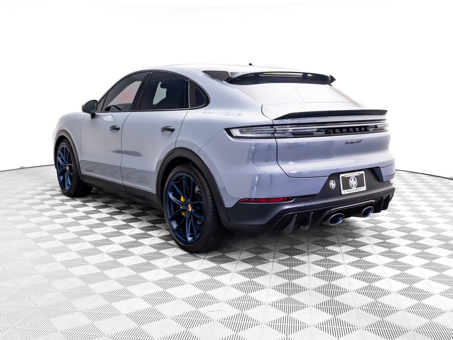 Certified 2024 Porsche Cayenne Turbo GT image 3