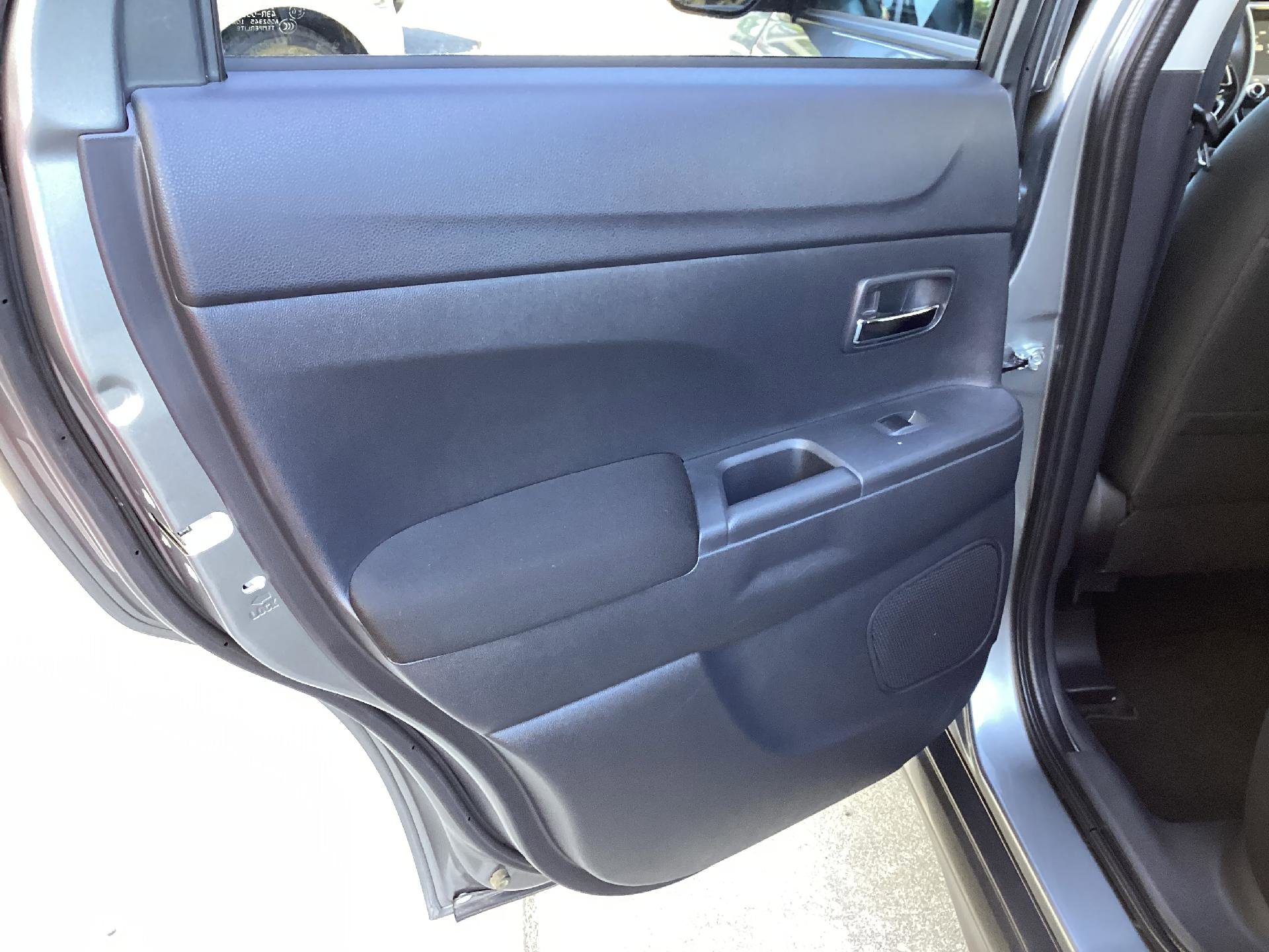 Used 2025 Mitsubishi Outlander Sport AWD image 11
