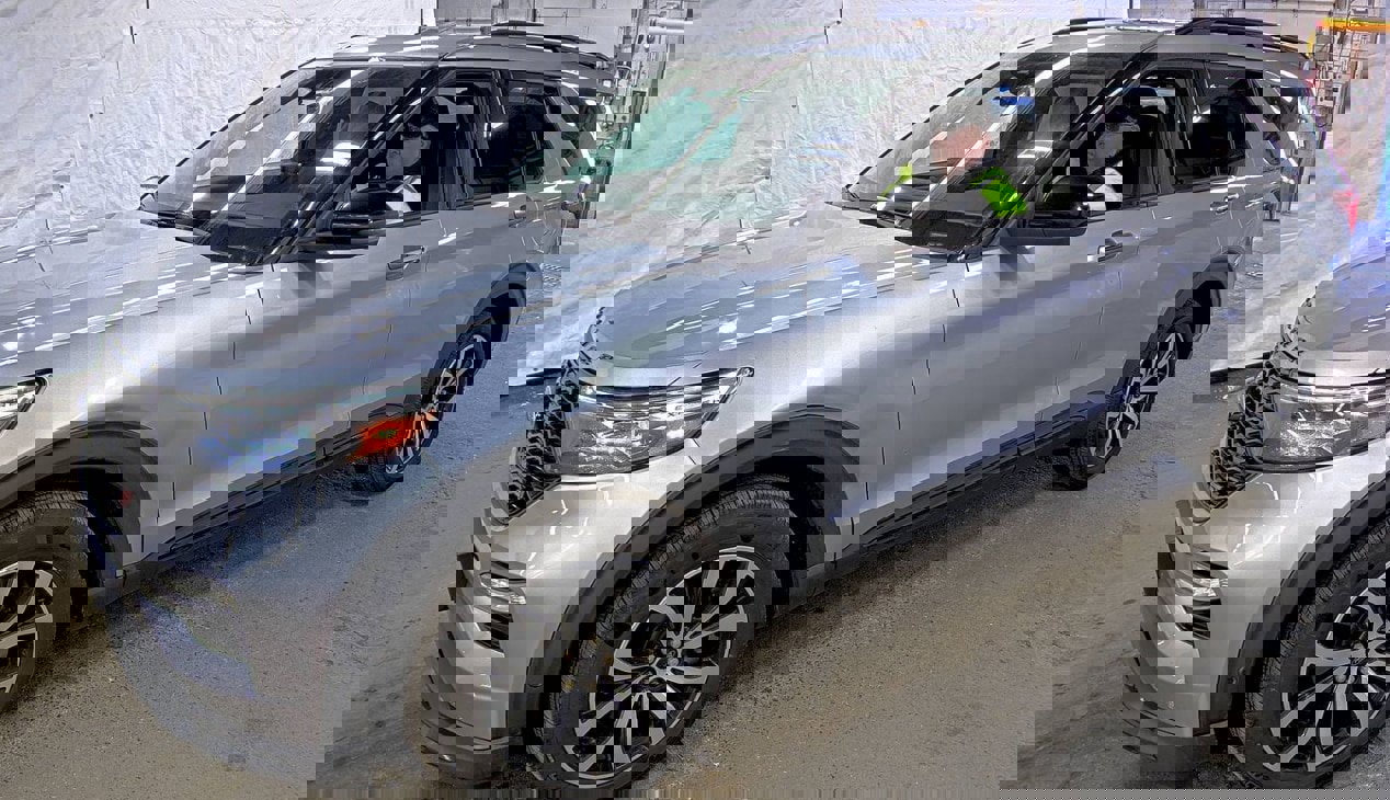 Used 2020 Ford Explorer ST w/ Premium Technology Package image 5