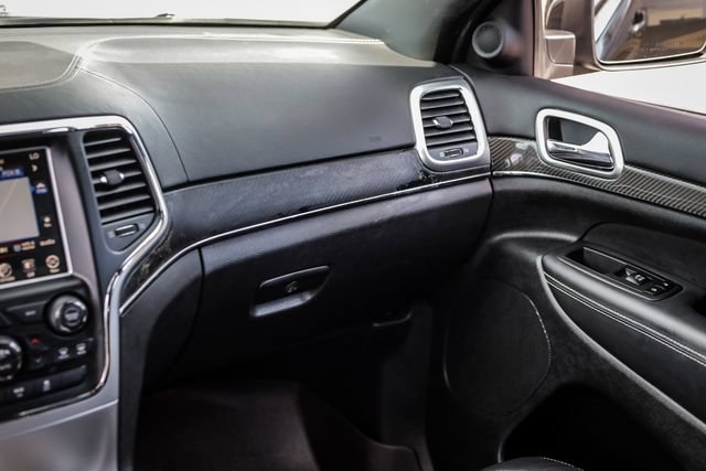 Used 2014 Jeep Grand Cherokee SRT AWD/4WD image 32