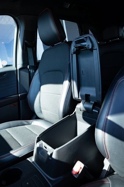 Used 2025 Ford Escape ST-Line image 20