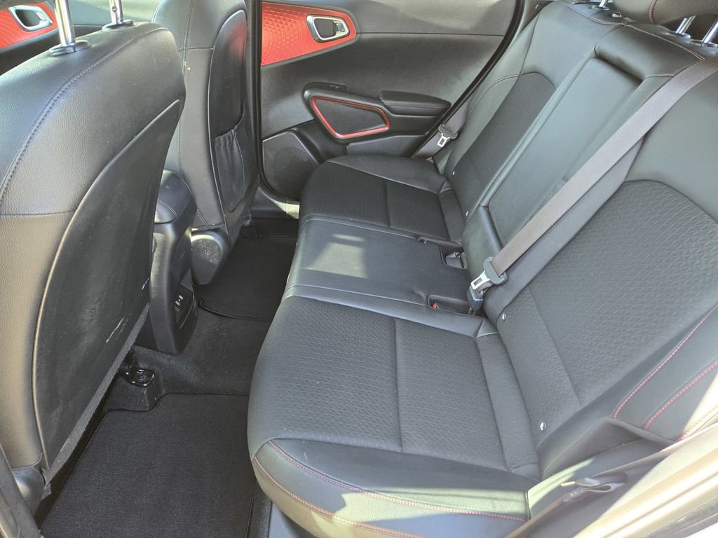 Used 2023 Kia Soul GT-Line FWD image 10