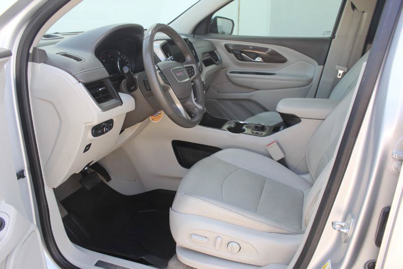 Used 2020 GMC Terrain Denali w/ Denali Premium Package AWD/4WD image 12