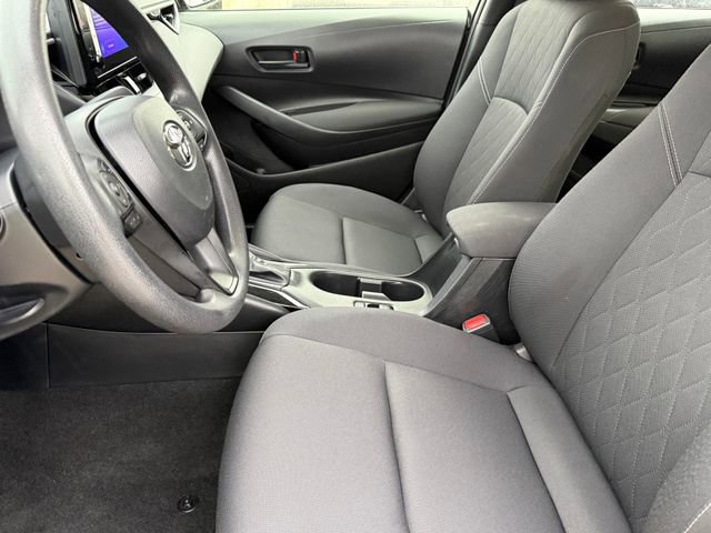 Used 2025 Toyota Corolla LE w/ Carpet Mat Package (TMS) FWD image 9