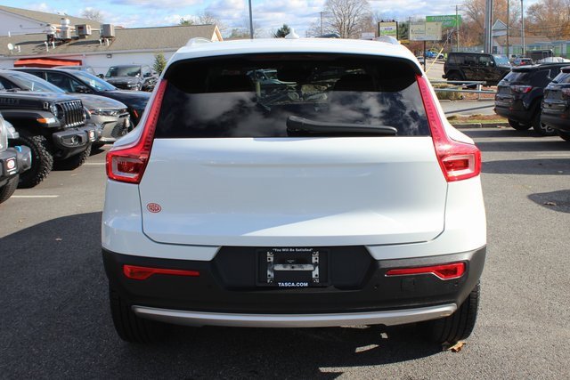 Used 2019 Volvo XC40 T5 Momentum image 27