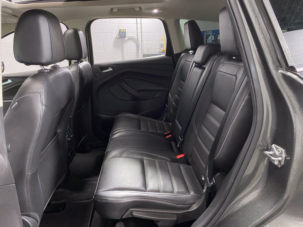Used 2017 Ford Escape Titanium AWD/4WD image 27