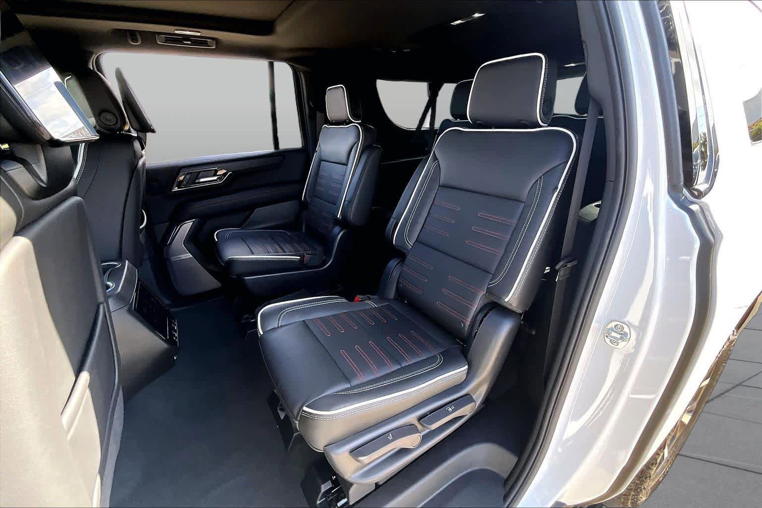 Used 2026 GMC Yukon XL AT4 Ultimate AWD/4WD image 21