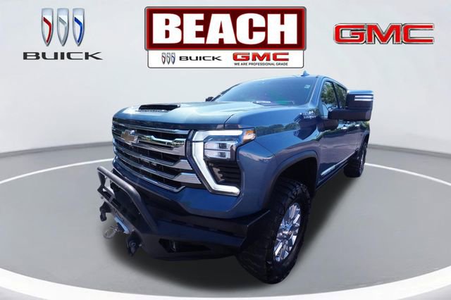 Used 2025 Chevrolet Silverado 2500 High Country AWD/4WD image 7
