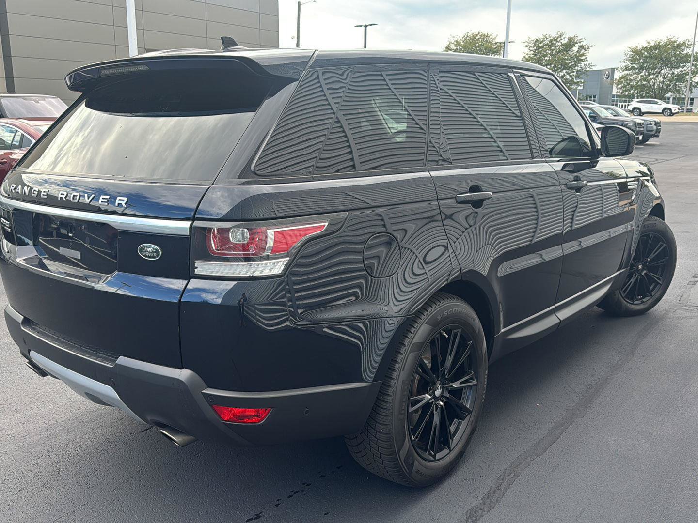 Used 2015 Land Rover Range Rover Sport HSE AWD/4WD image 5