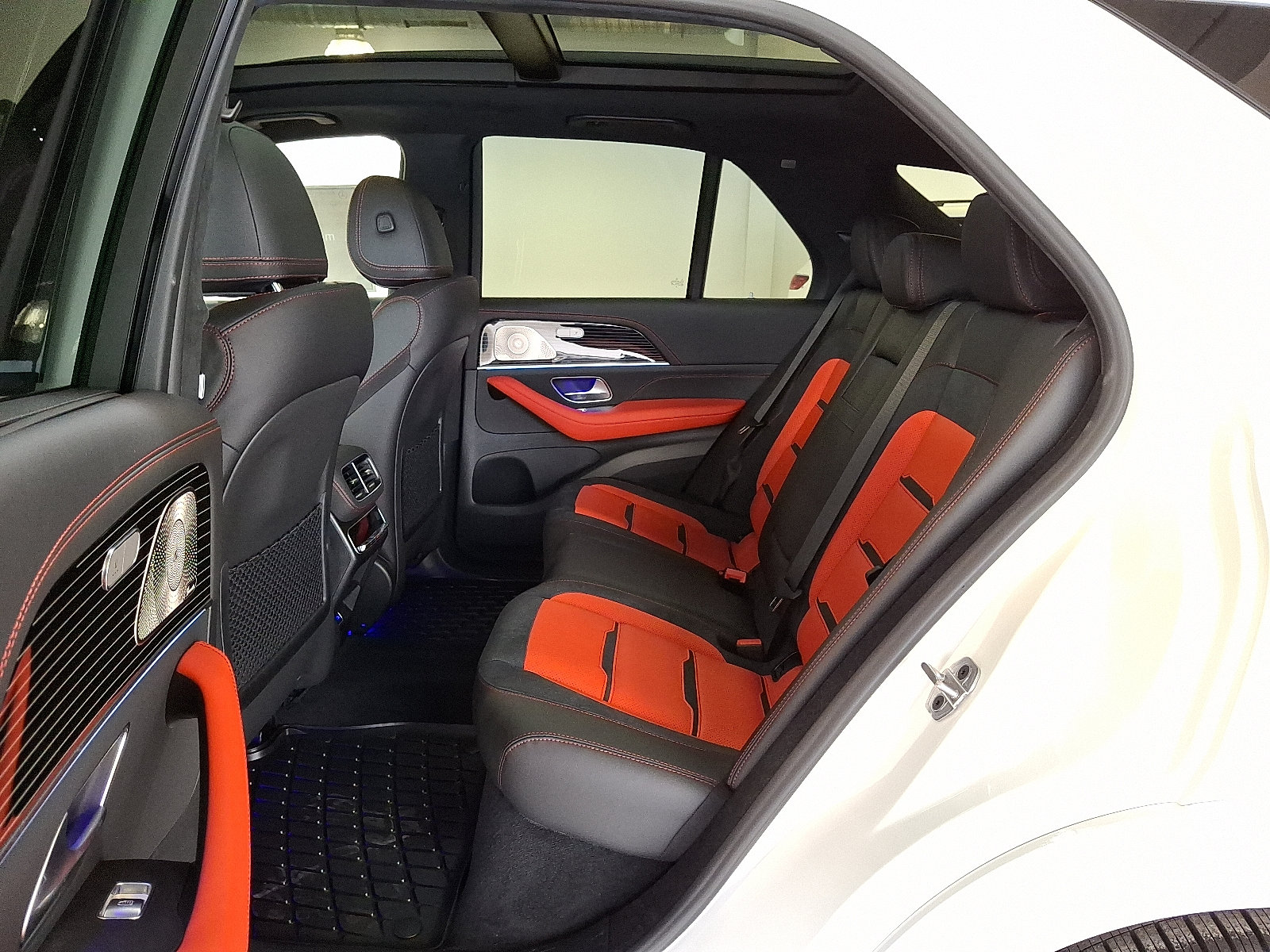 New 2026 Mercedes-Benz GLE 63 AMG S image 8