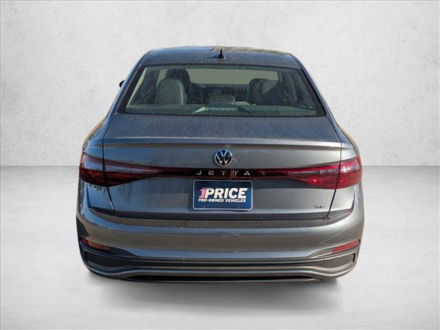 Used 2025 Volkswagen Jetta SE FWD image 6