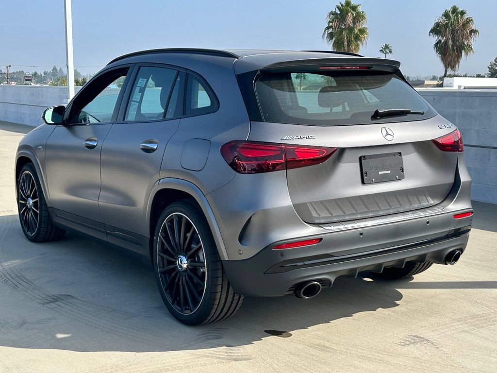 New 2025 Mercedes-Benz GLA 35 AMG 4MATIC image 10