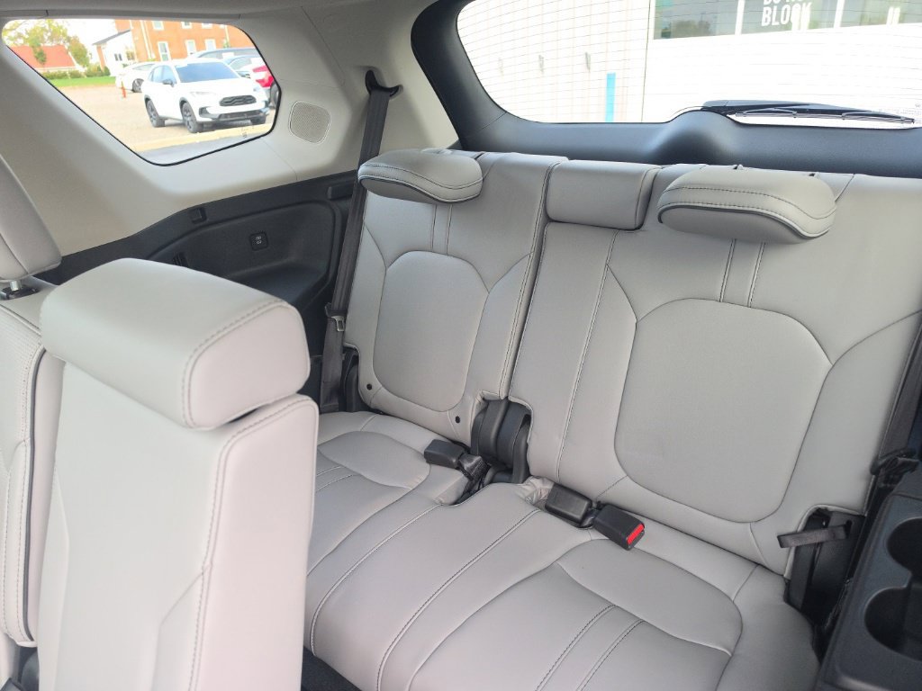 Certified 2025 Honda Pilot Elite image 29