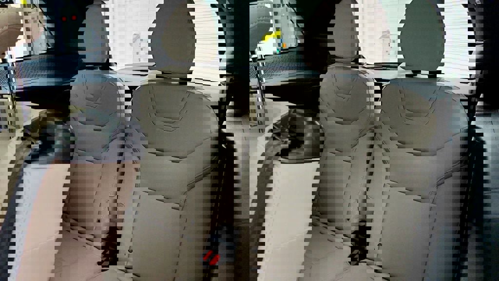 Used 2025 Volvo EX90 Ultra AWD/4WD image 23