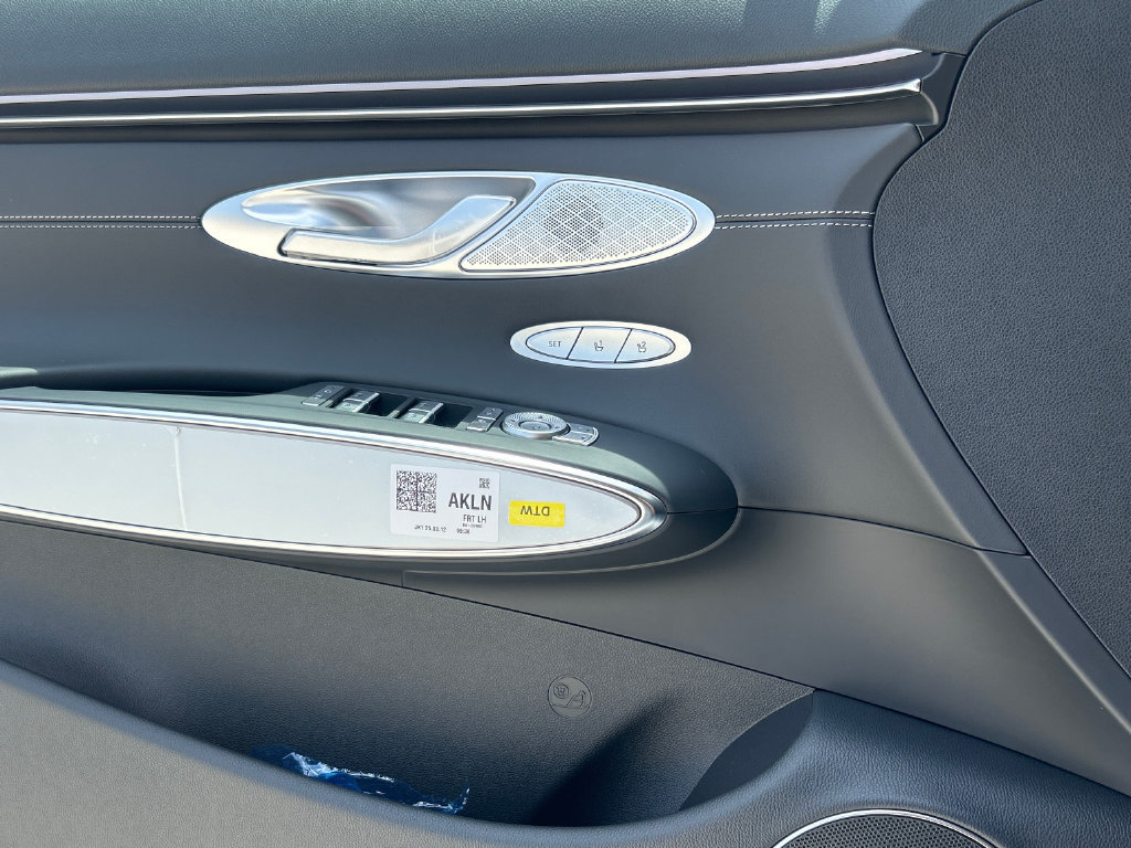 New 2026 Genesis GV70 2.5T Select AWD/4WD image 11