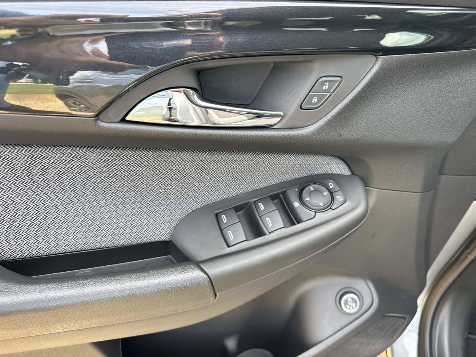 New 2026 Chevrolet TrailBlazer LT w/ Convenience Package FWD image 12