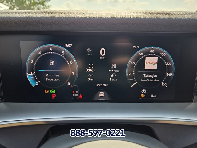New 2026 Volkswagen Tiguan SE FWD image 20