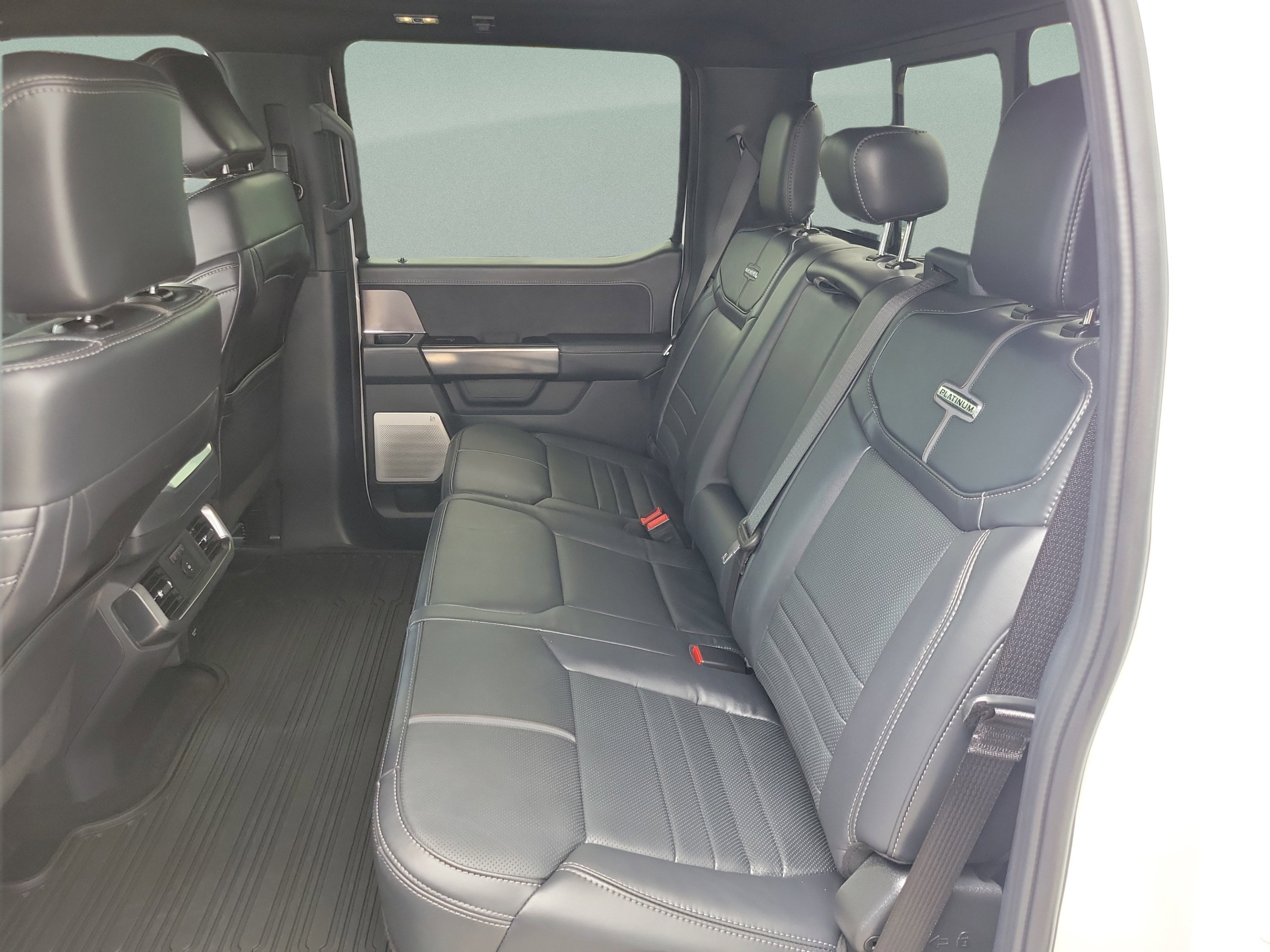 Used 2026 Ford F150 Platinum w/ Equipment Group 702A High AWD/4WD image 13