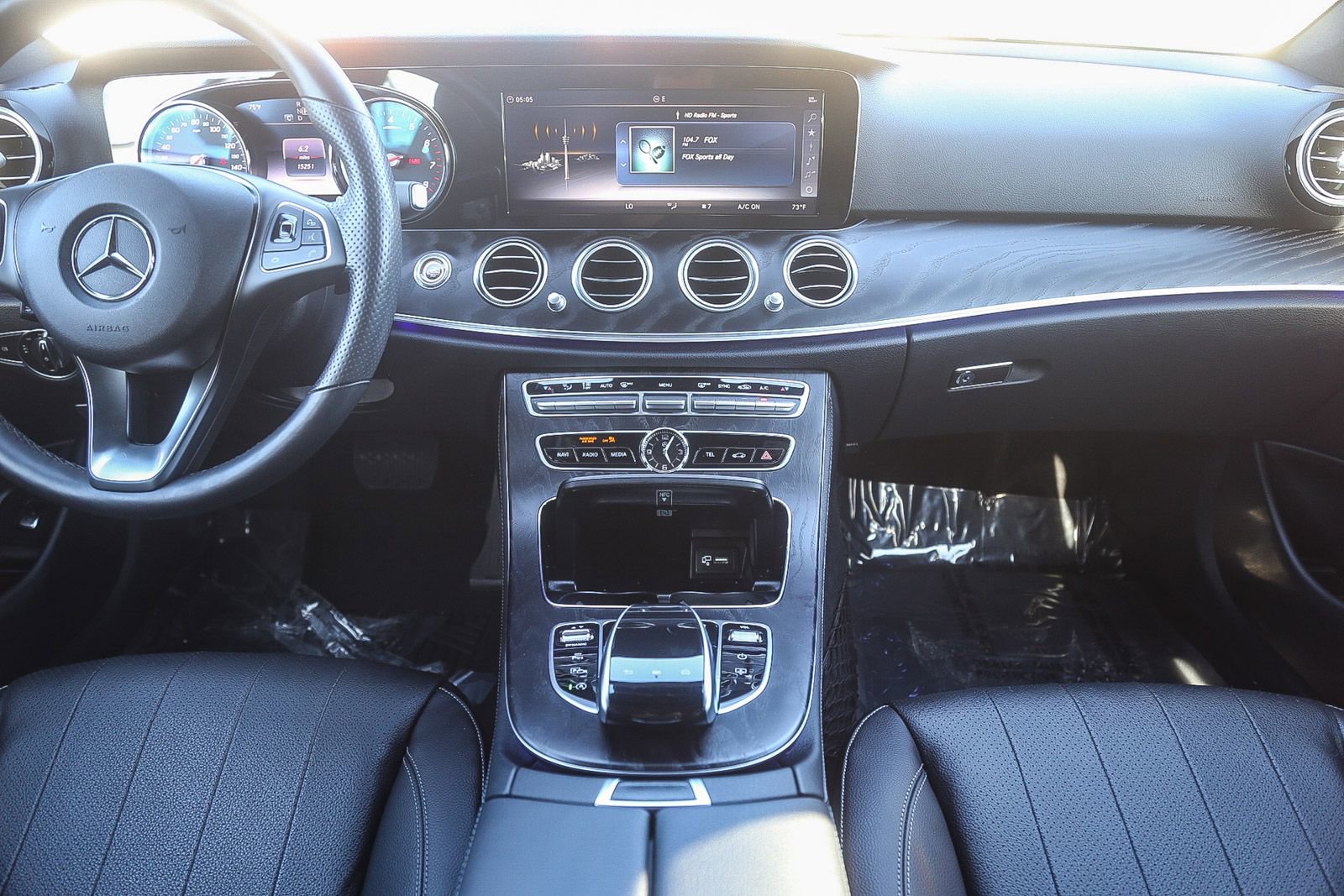 Used 2018 Mercedes-Benz E 300 w/ Premium 3 Package (Q03) image 11