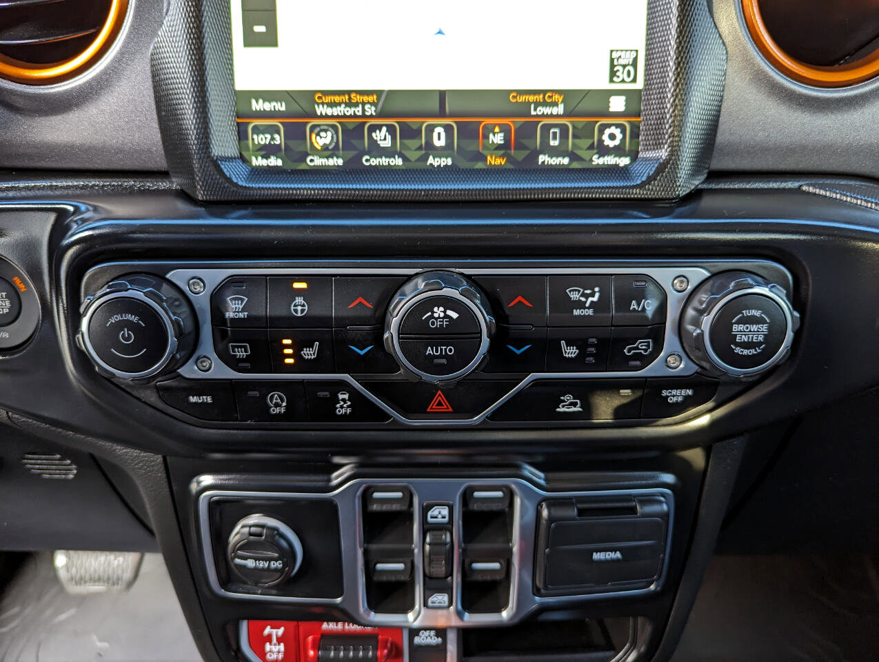 Used 2022 Jeep Gladiator Mojave w/ Cold Weather Group image 22