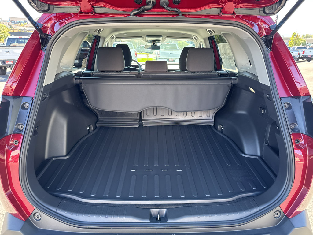 New 2026 Toyota RAV4 LE AWD/4WD image 7