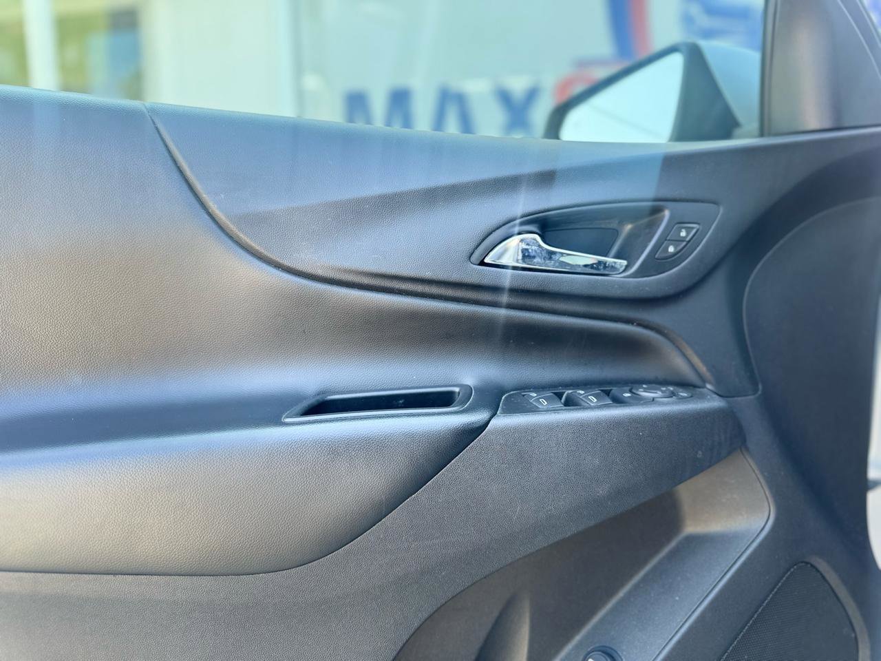 Used 2021 Chevrolet Equinox LT image 33