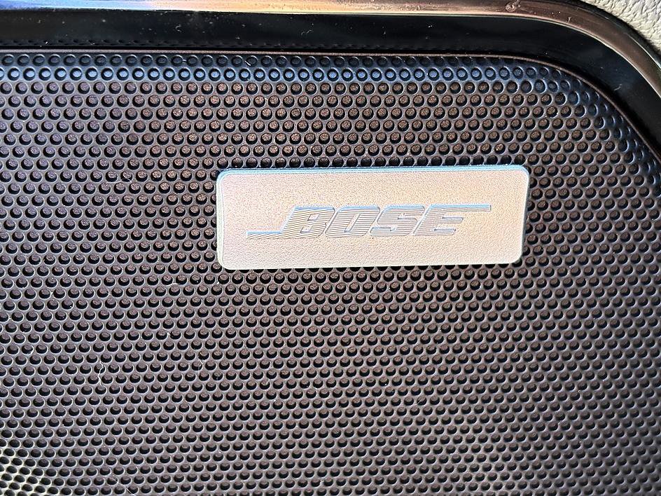 Used 2025 Chevrolet Silverado 2500 ZR2 w/ Technology Package image 14