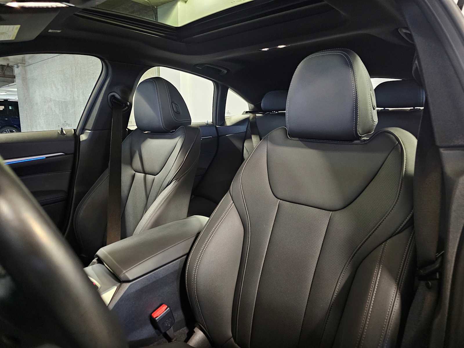 Used 2023 BMW i4 eDrive35 w/ Premium Package image 35