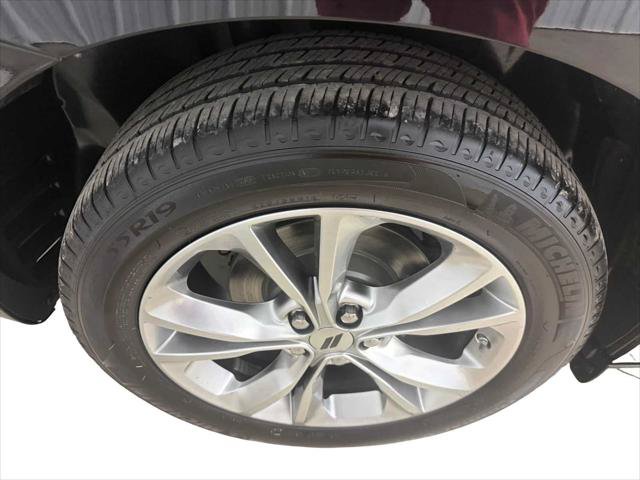 Certified 2023 Dodge Charger SXT w/ Cold Weather Package AWD/4WD image 13