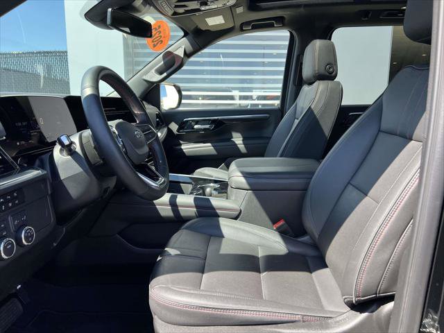 Used 2025 Chevrolet Suburban RST w/ Comfort Package AWD/4WD image 20