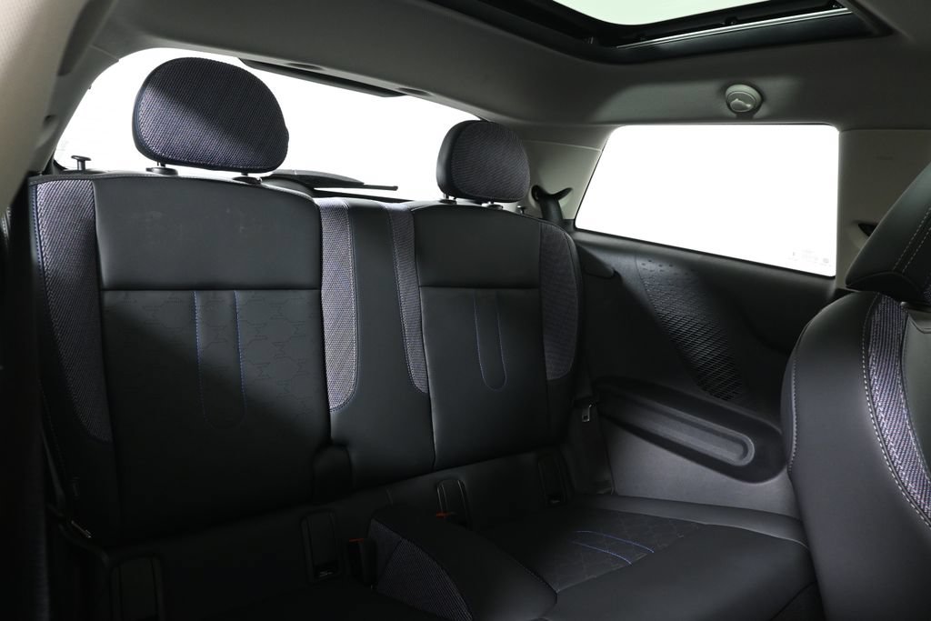 Certified 2025 MINI Cooper S FWD image 28